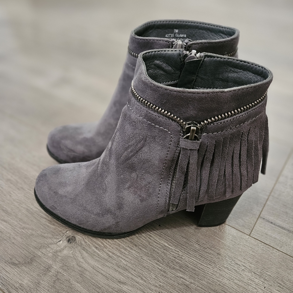 Maurices Gray Booties